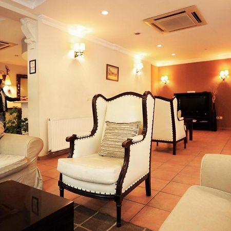 Uestuen Hotel Alsancak Измир Экстерьер фото