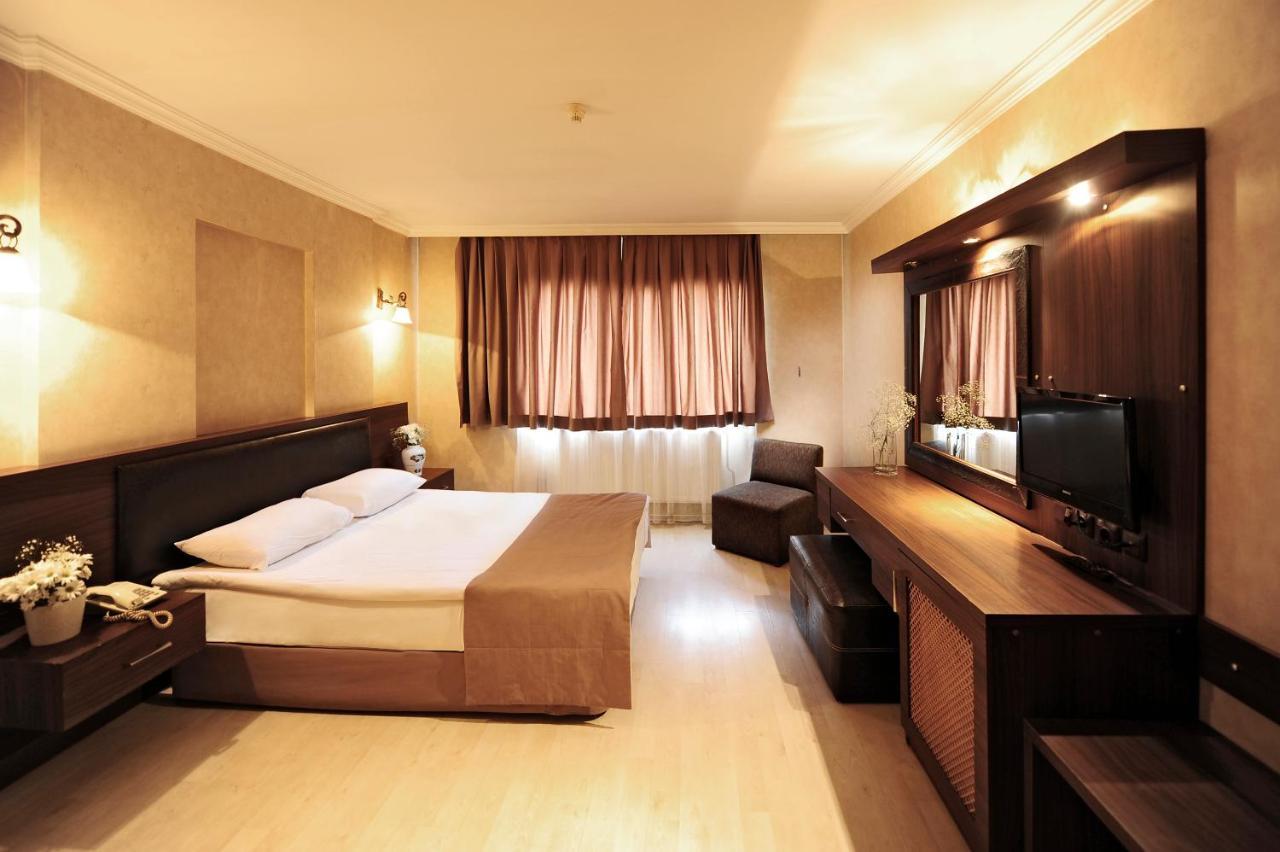 Uestuen Hotel Alsancak Измир Экстерьер фото