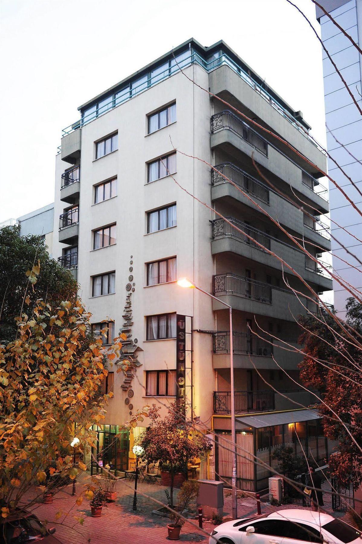 Uestuen Hotel Alsancak Измир Экстерьер фото